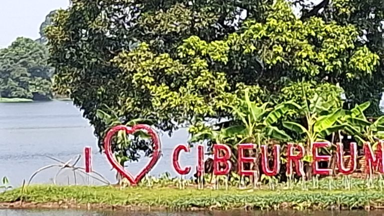 Situ Ciberem, Tempat Wisata Air Gratis di Tambun Selatan yang Populer di Kalangan Penduduk img 20260705 wa0045