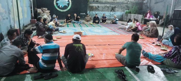Warga RT 10/RW 04 Pulogebang Gelar Sosialisasi Pemilahan Sampah, Dukung Pengelolaan Sampah dari Sumbernya img20260725215739